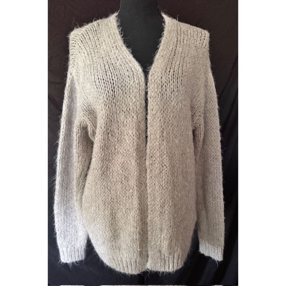 Urban Outfitters Chunky Knit Fuzzy Cardigan Sweater Grey Oatmeal Small S P